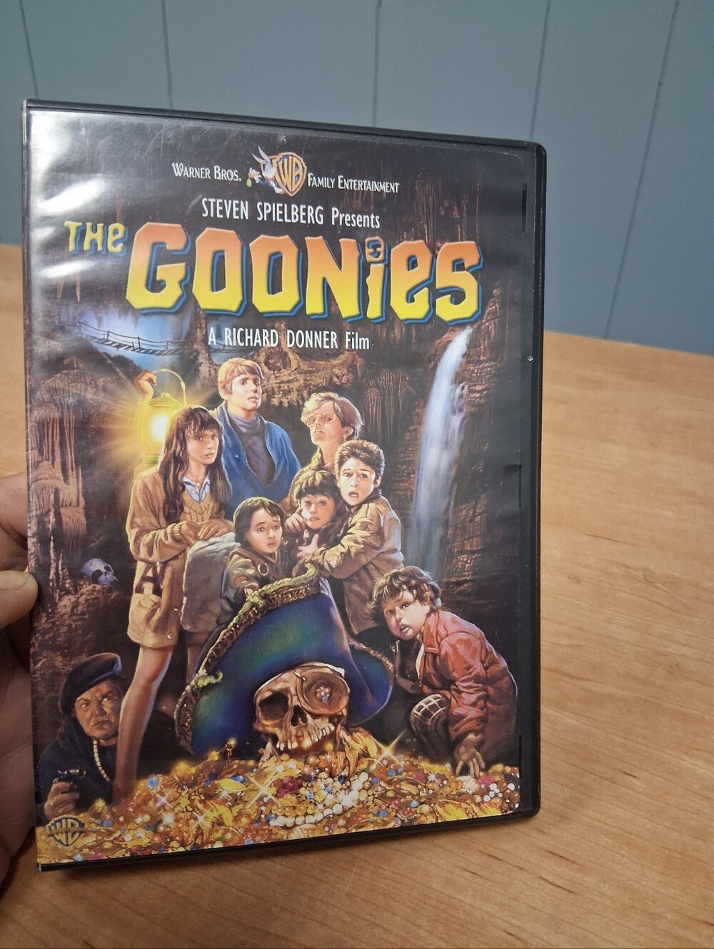 The Goonies DVD Josh Brolin Corey Feldman Stephen Spielberg